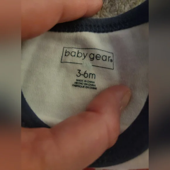 Onesies - Picture 5 of 5